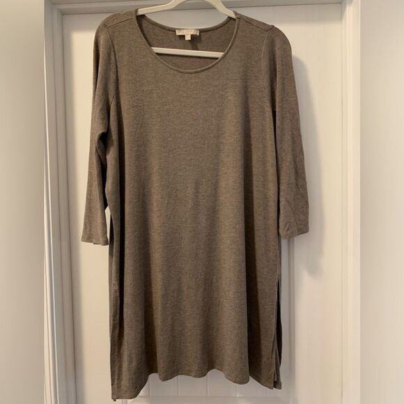 Joan Vass Solid Mushroom Taupe Tunic Size 0X   3/4 Sleeves - Picture 1 of 4